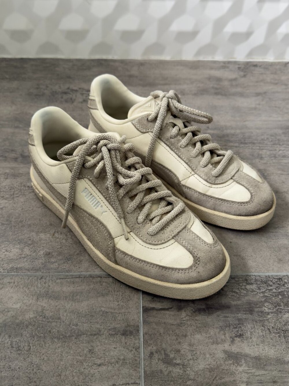 Puma Club II Era Warm Me Up Sneaker Size 7.